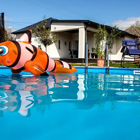 4seasons Holiday home *